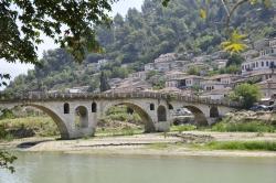 Berat: alte BrÃ¼cke