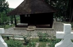Oltenien: Kloster Dintr-um Lemn