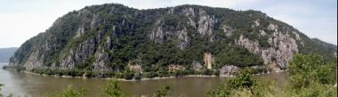 Kataraktenstrecke der Donau im Nationalpark Derdap